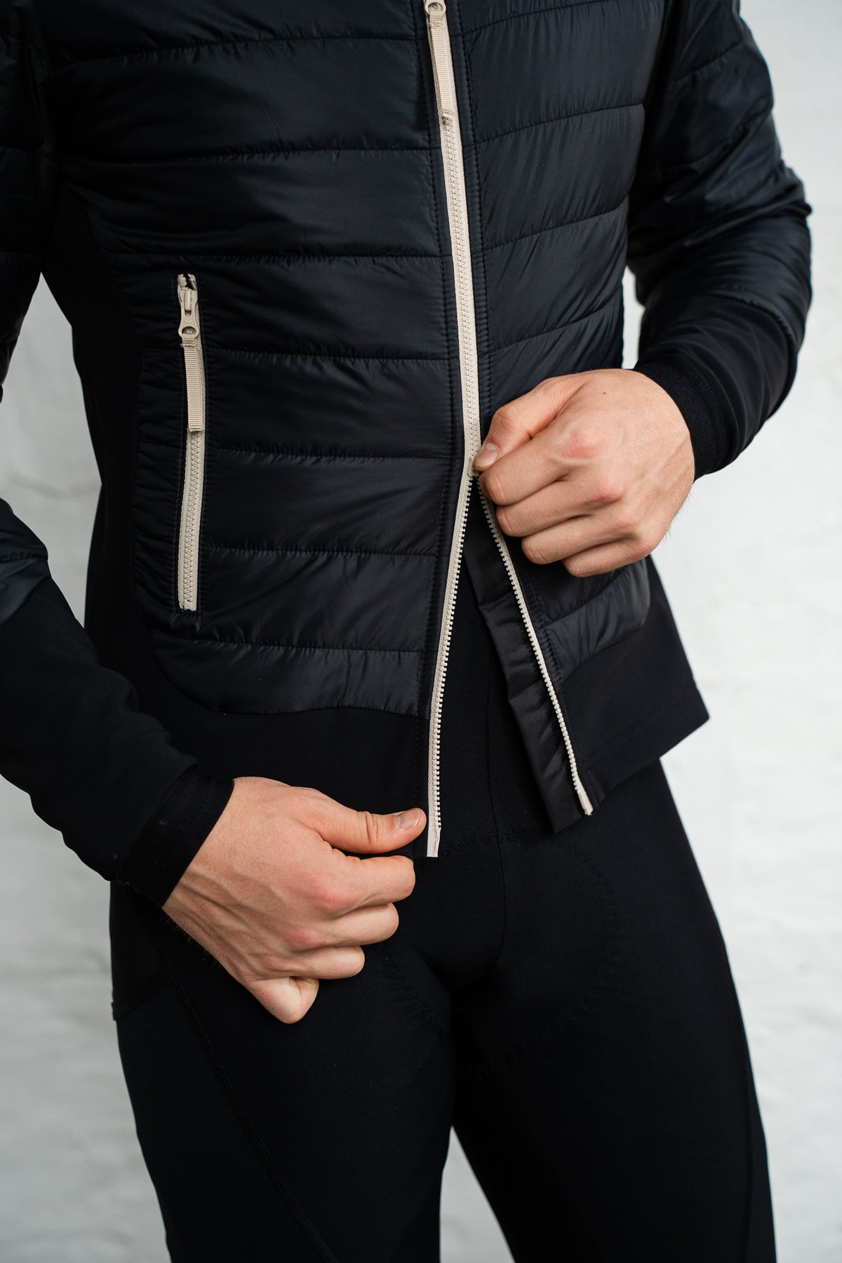 Vainqueur Puffy Jacket | Black